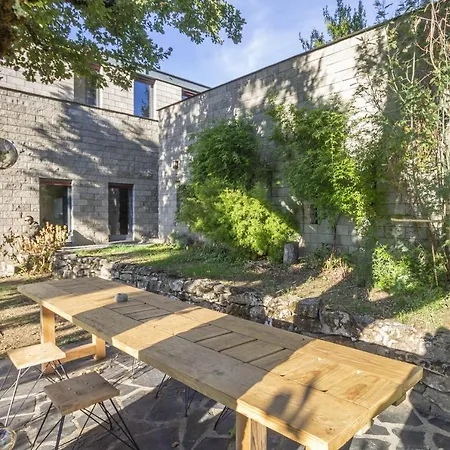 别墅 La Maison Des Chataigniers *