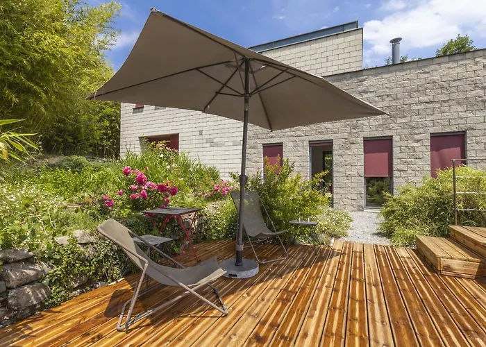 빌라 La Maison Des Chataigniers *